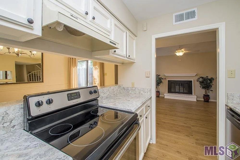 5222 Blair Ln #A - Photo 7 of 18