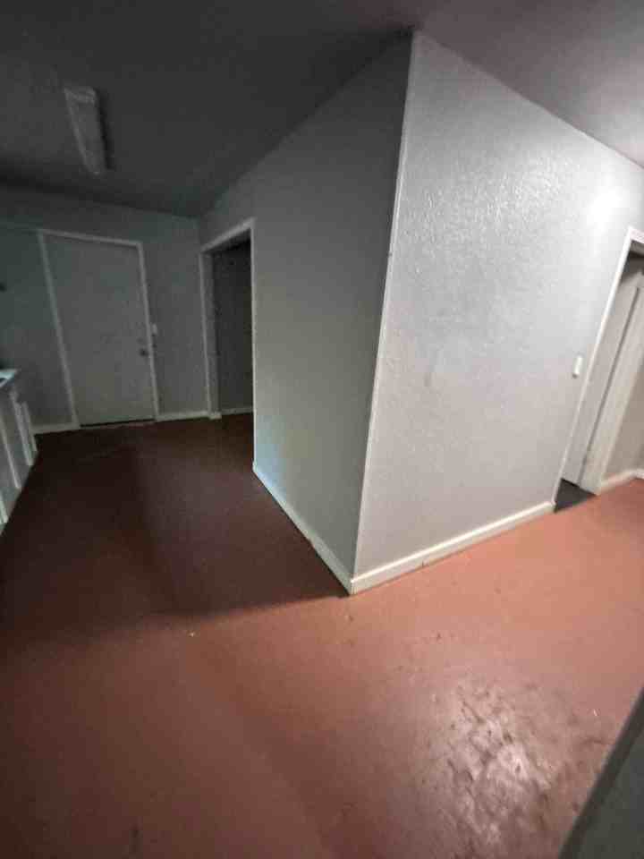 100 San Diego St - Photo 5 of 12
