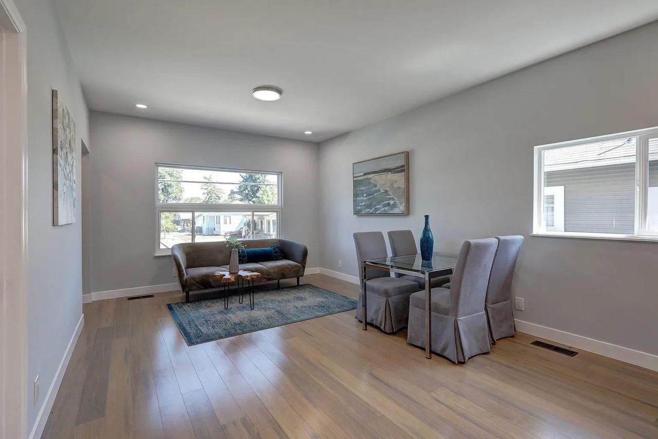 724 4th St Se - Photo 2 of 19