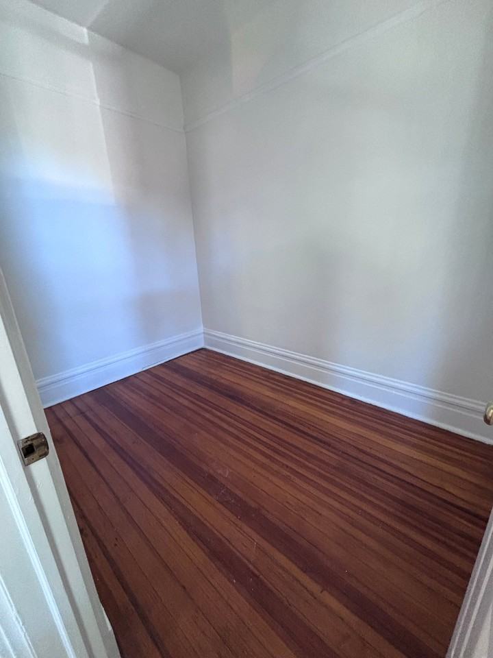 2145 W Potomac Ave #2 - Photo 4 of 12