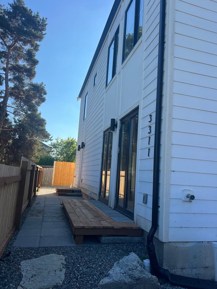 3311 S Lucile St - Photo 5 of 20