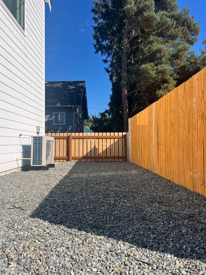 3311 S Lucile St - Photo 6 of 20
