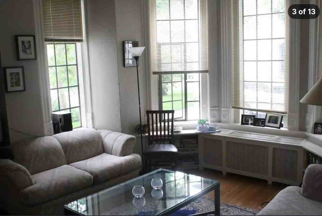 1129 N Pearl St #1 - Photo 5 of 15
