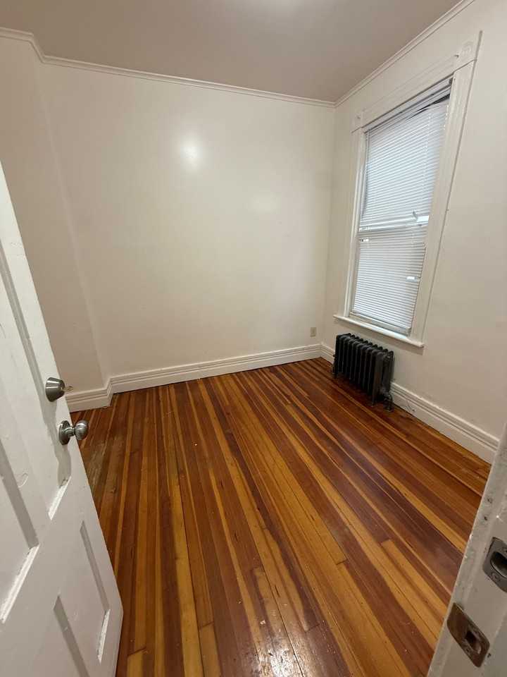 697 State St #2 - Photo 5 of 11