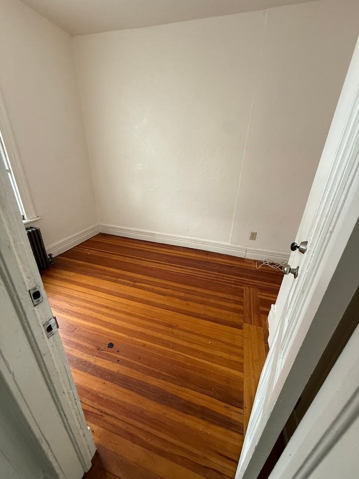 697 State St #2 - Photo 6 of 11