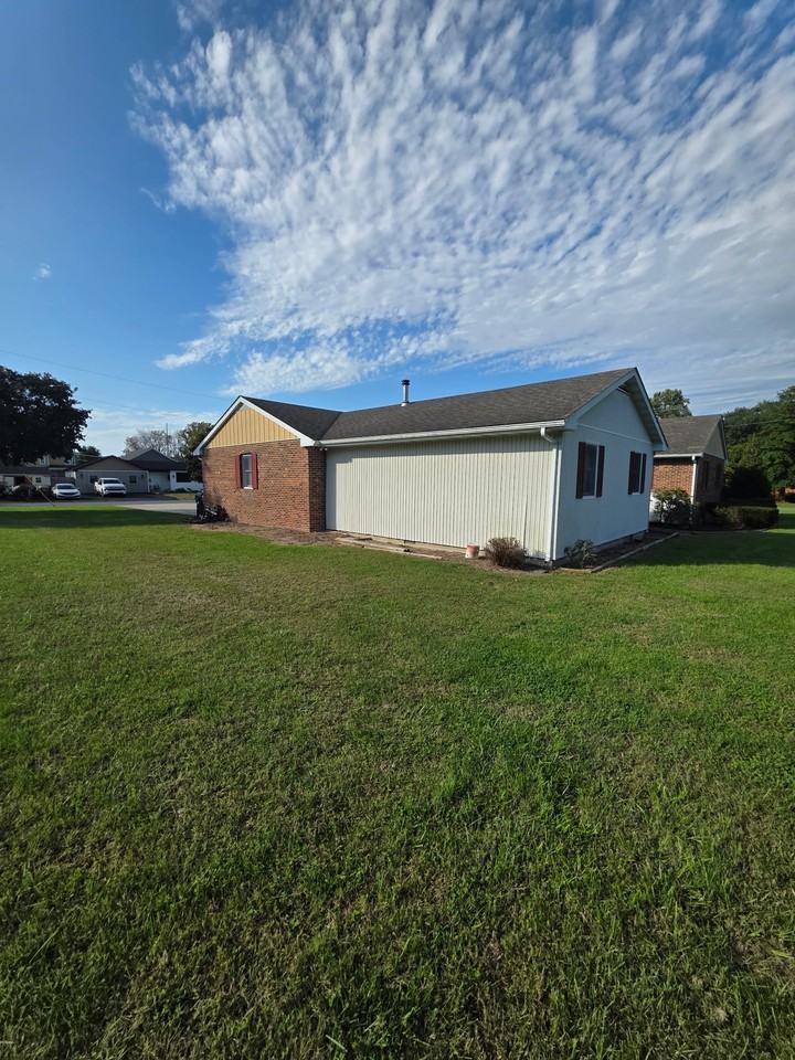 446 Kings Hwy - Photo 4 of 19
