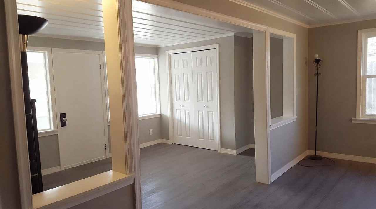 3139 N Coolidge Ave - Photo 2 of 6
