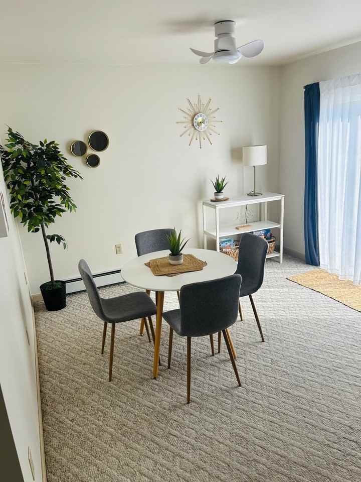 401 Pine St - Photo 5 of 15