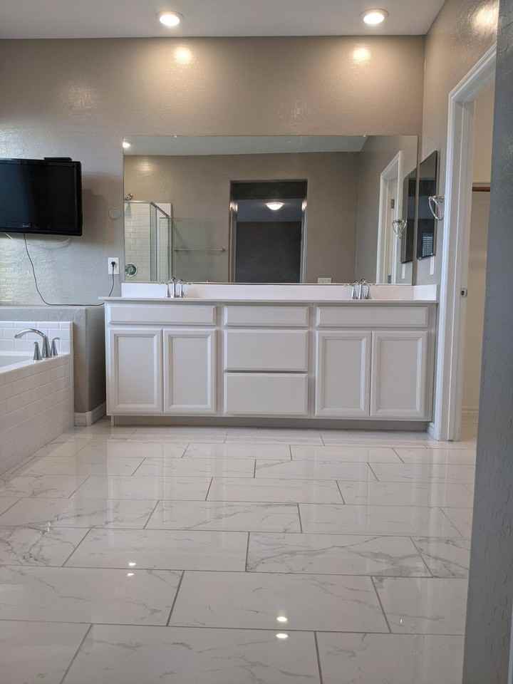 10800 Mulholland Ave - Photo 2 of 20