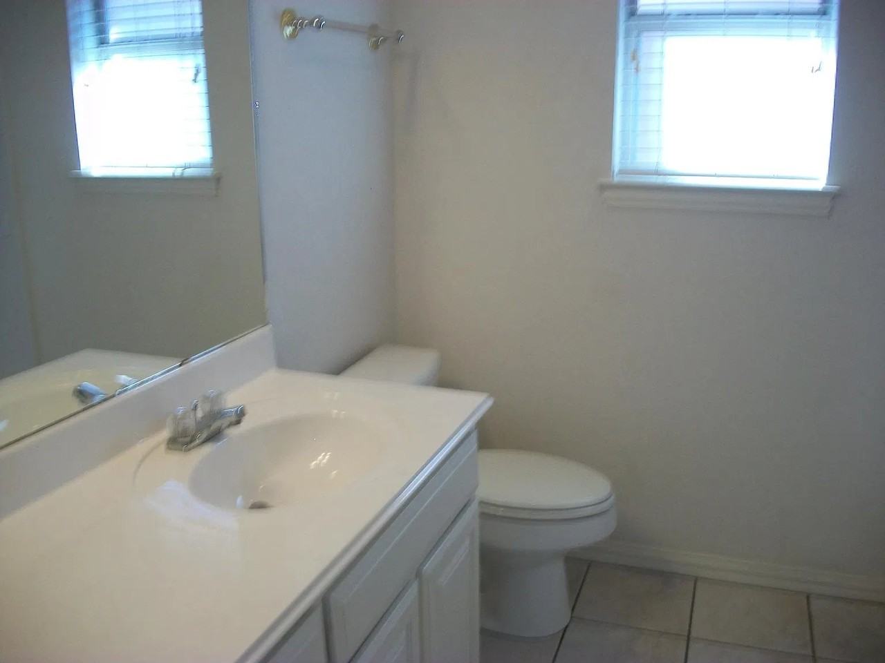9549 Fair Haven St - Photo 6 of 14