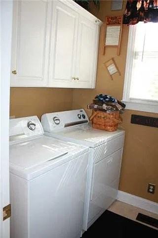 4920 Saint Andrew Ct - Photo 3 of 9