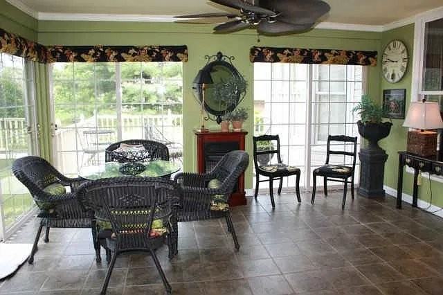 4920 Saint Andrew Ct - Photo 6 of 9