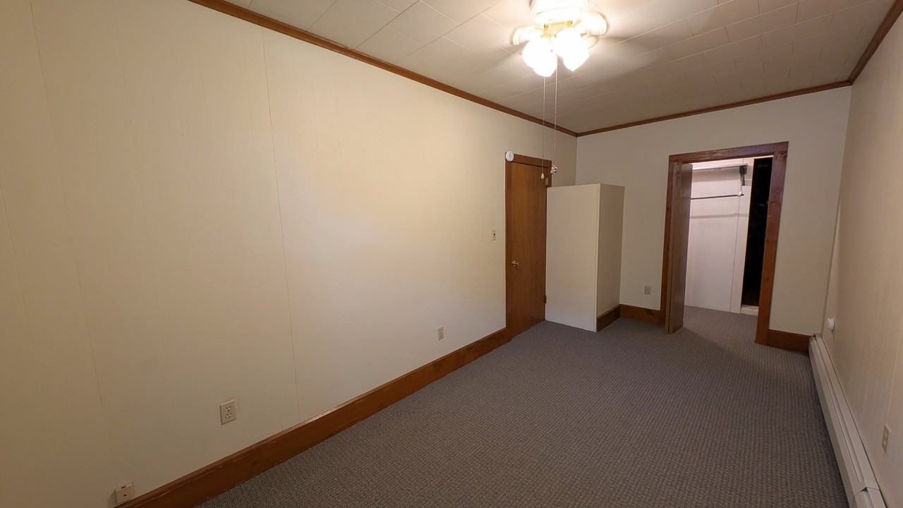 1120 W Arch St #A - Photo 6 of 16