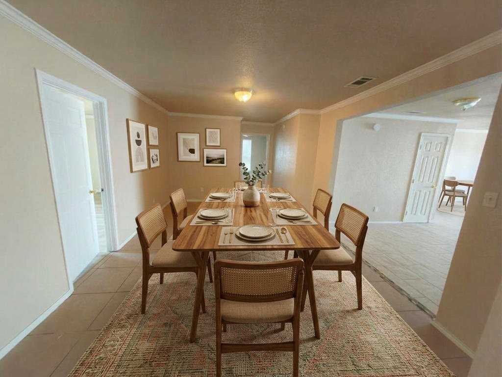 503 S 2nd St - Photo 3 of 10