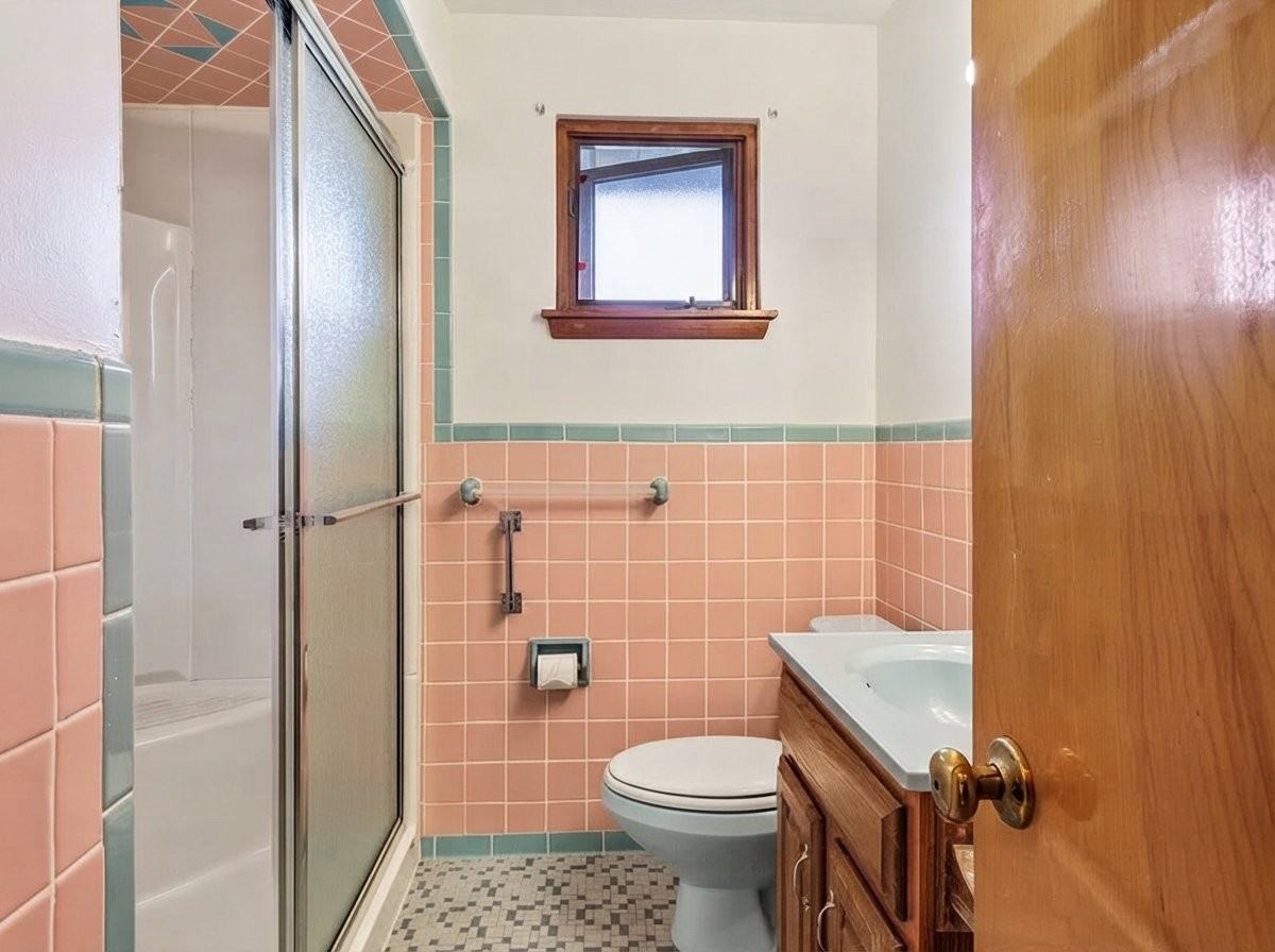 478 Balconade Dr - Photo 4 of 17