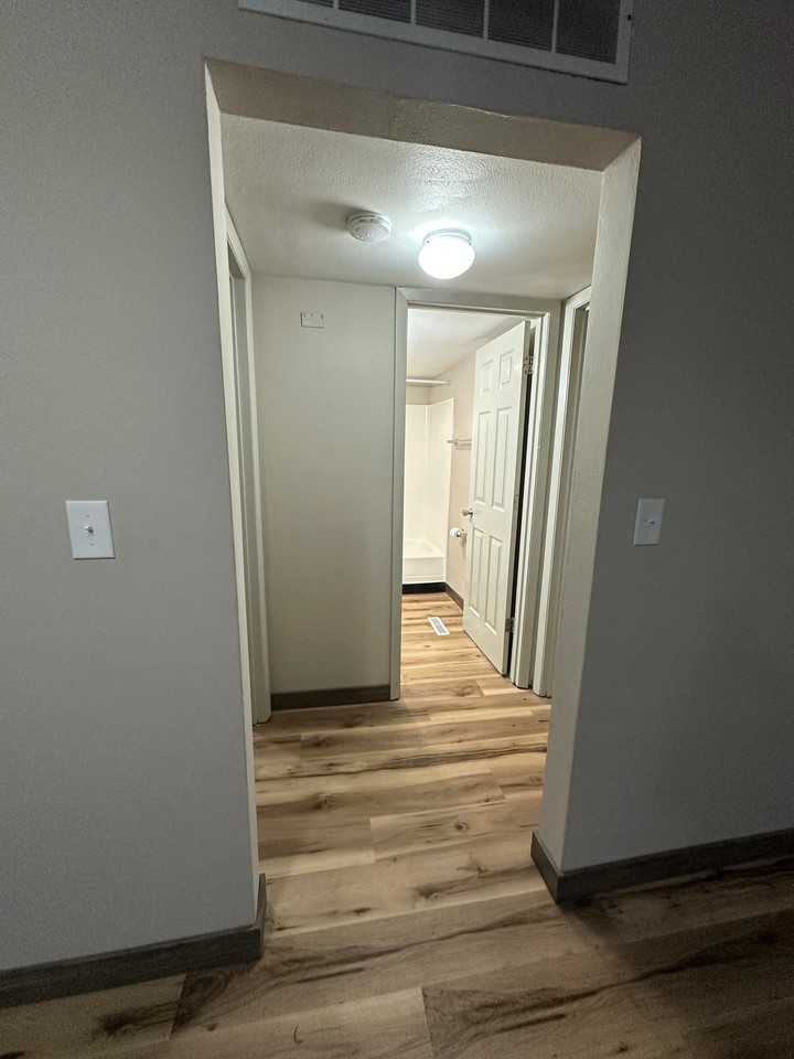 921 22nd Ave #12 - Photo 7 of 15