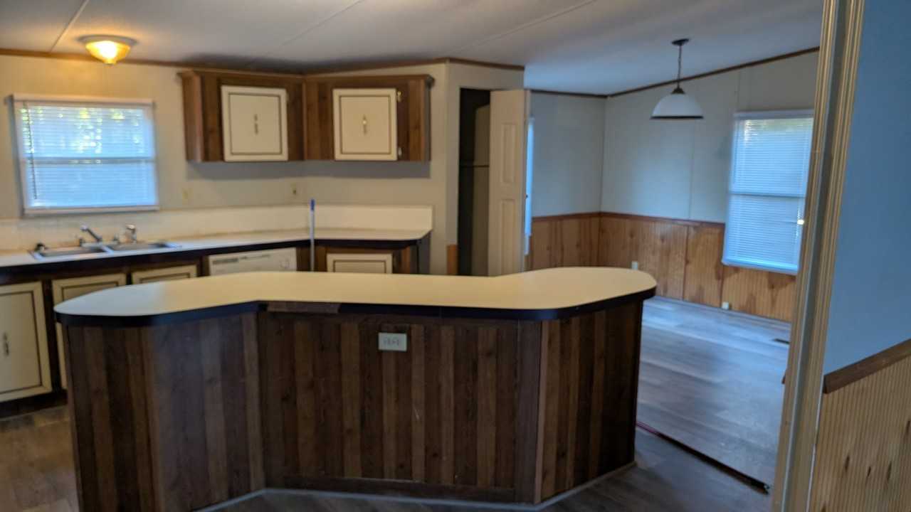 501 Red Bird Dr - Photo 6 of 18