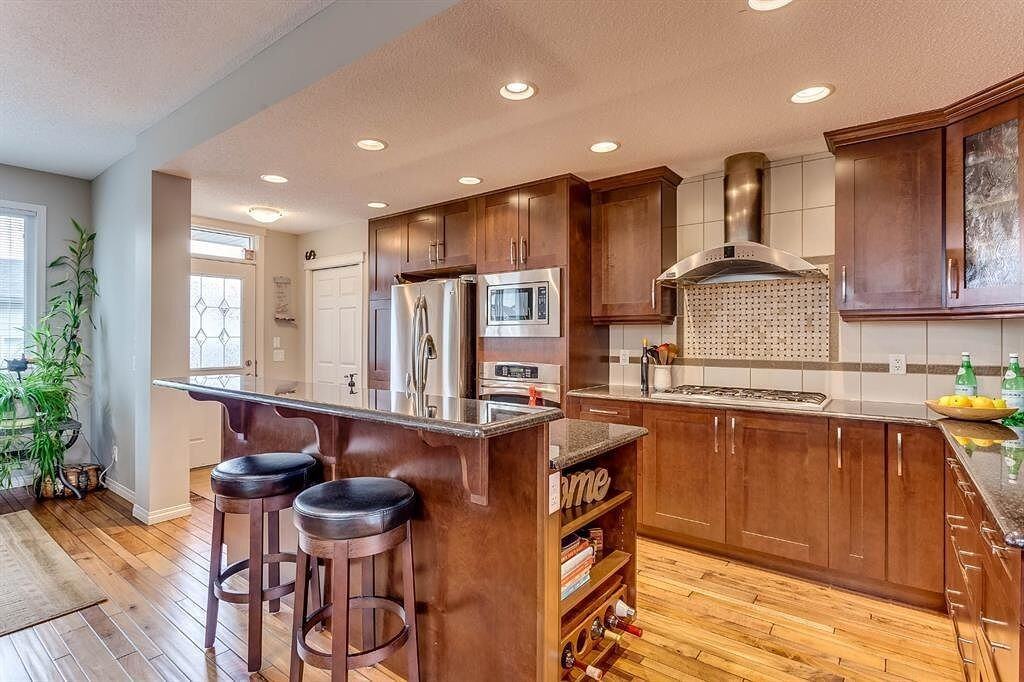 2044 Reunion Blvd Nw - Photo 2 of 13
