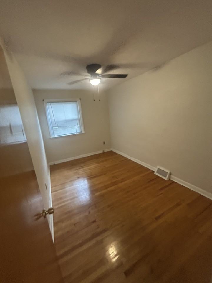 7412 Brockton Rd - Photo 3 of 5