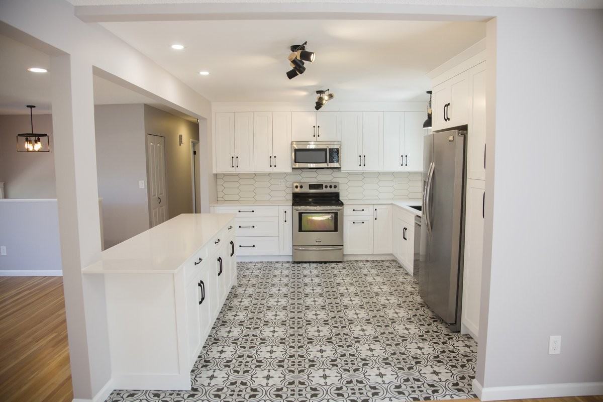 2126 Elspeth Pl - Photo 3 of 21