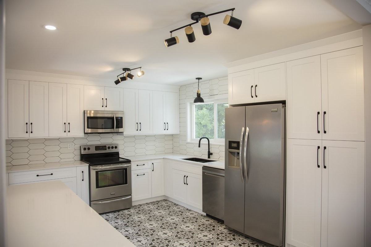 2126 Elspeth Pl - Photo 7 of 21
