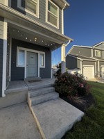 featured image of 675 E Verdant Dr #1