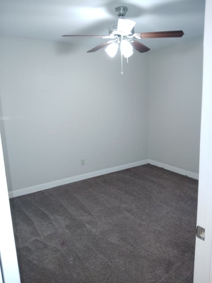 3604 Hawthorne Dr #1 - Photo 2 of 11