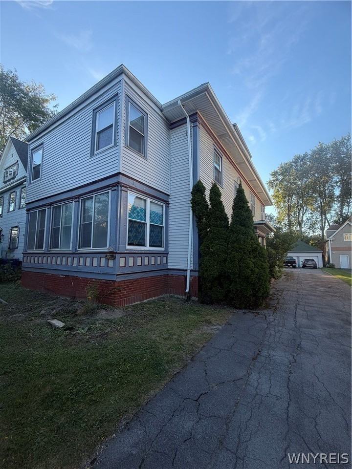 2776 Main St #3 - Photo 2 of 17