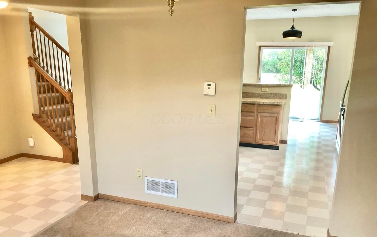 7279 Summerfield Dr - Photo 4 of 29