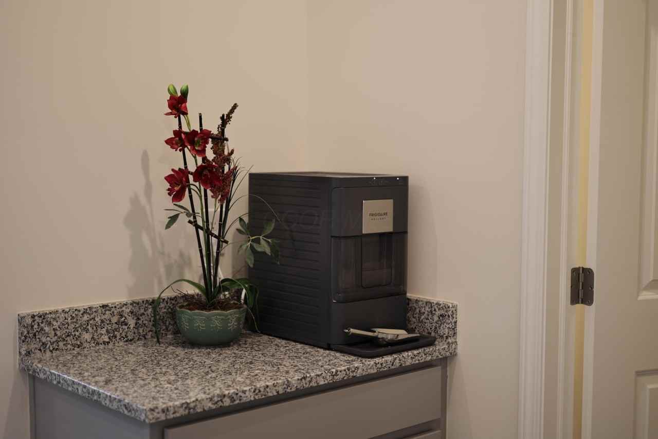 4176 John Shields Pkwy #202 - Photo 5 of 48