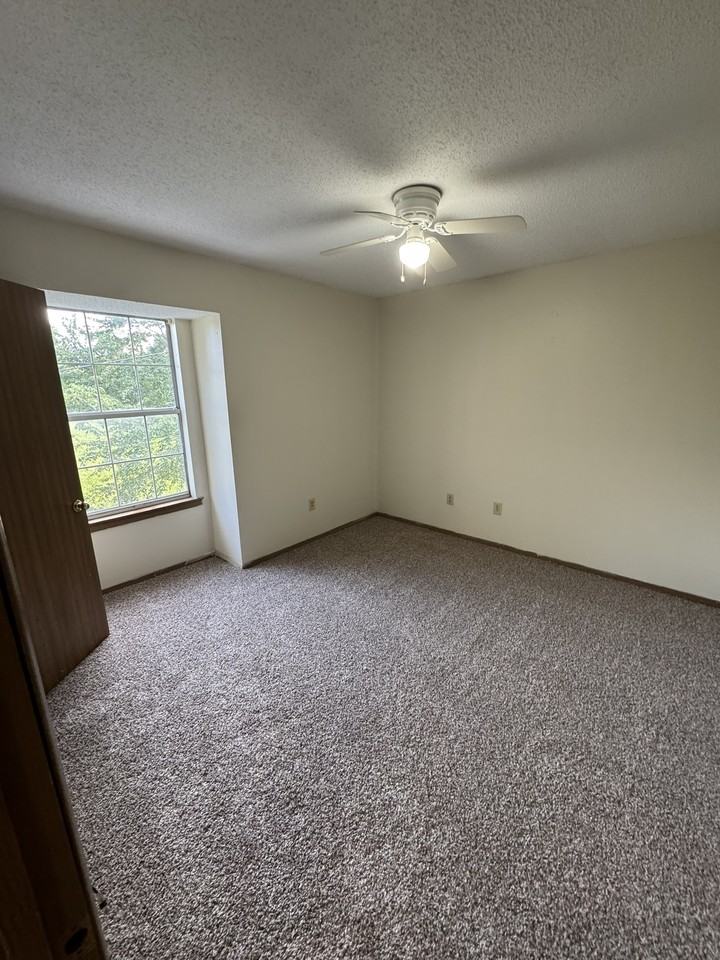 223 Joe St #1 - Photo 7 of 15