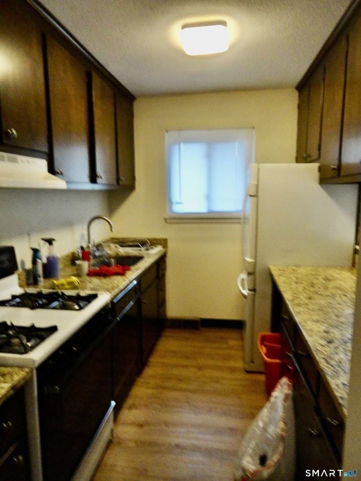 208 Timber Ln #208 - Photo 5 of 13