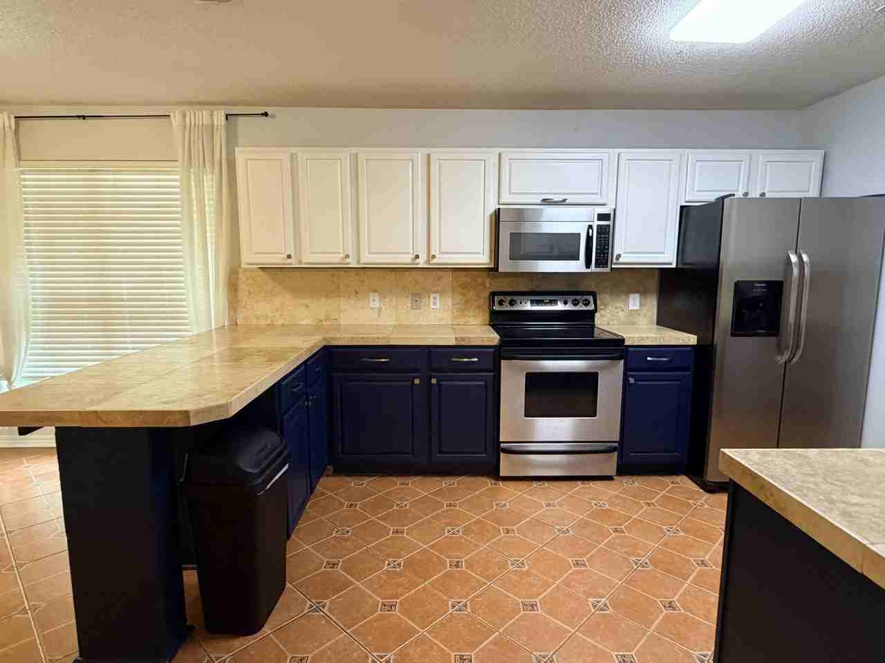 109 Flamingo Dr - Photo 4 of 12