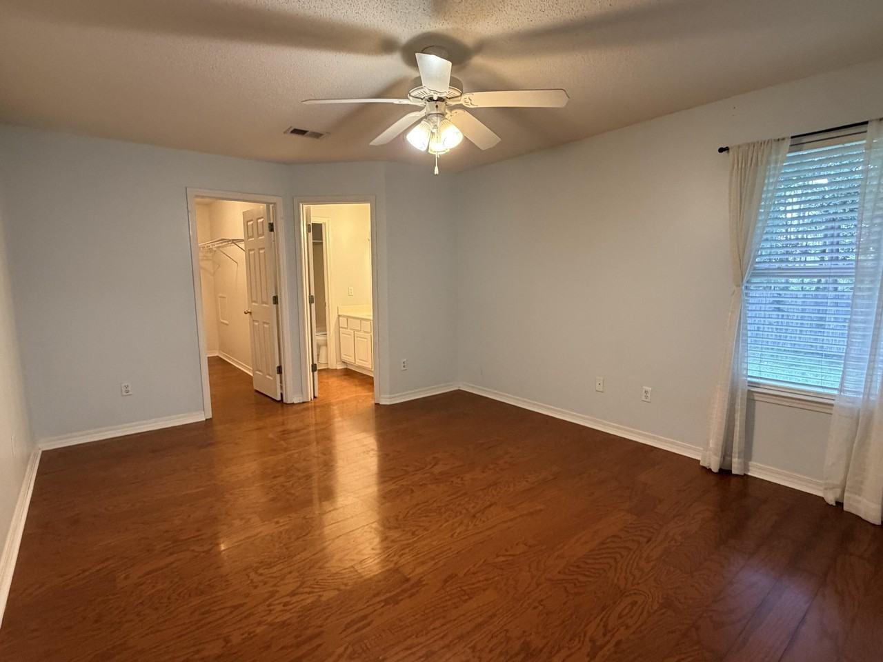 109 Flamingo Dr - Photo 7 of 12