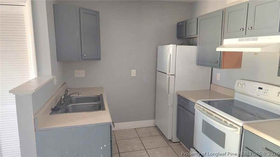 523 Crooked Creek Ct - Photo 3 of 10
