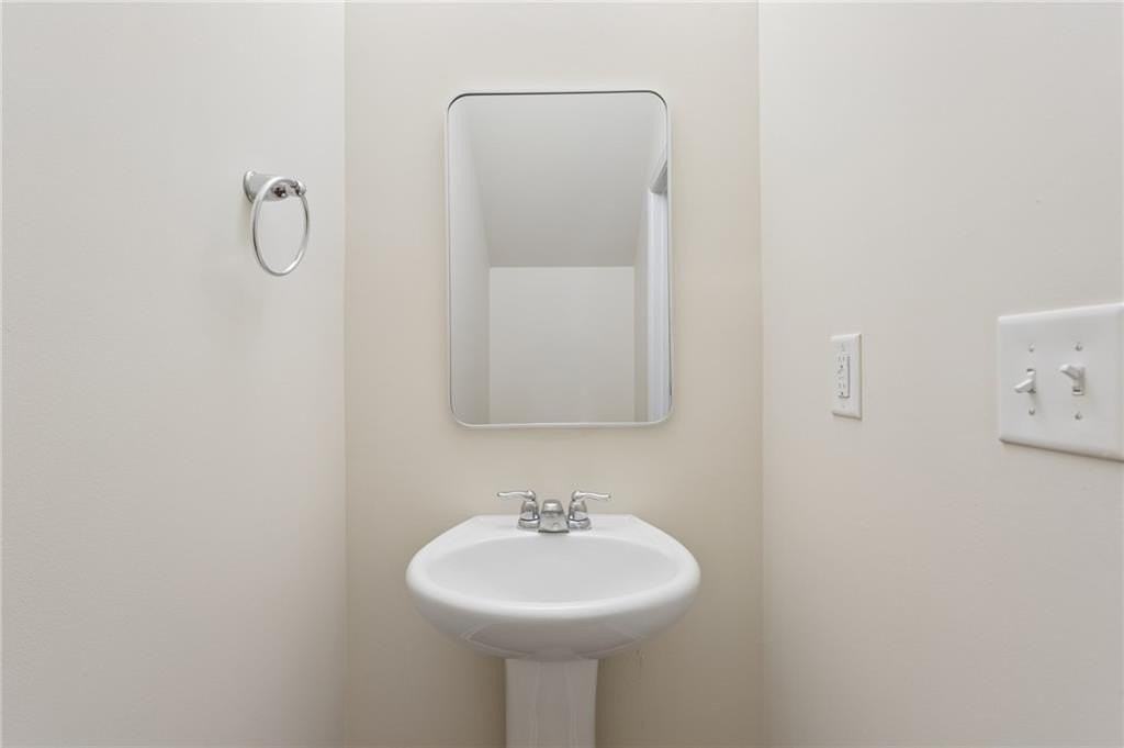 5624 Moresby Ct - Photo 5 of 46
