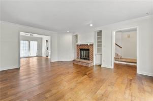 featured image of 2012 Falcon Glen Ct