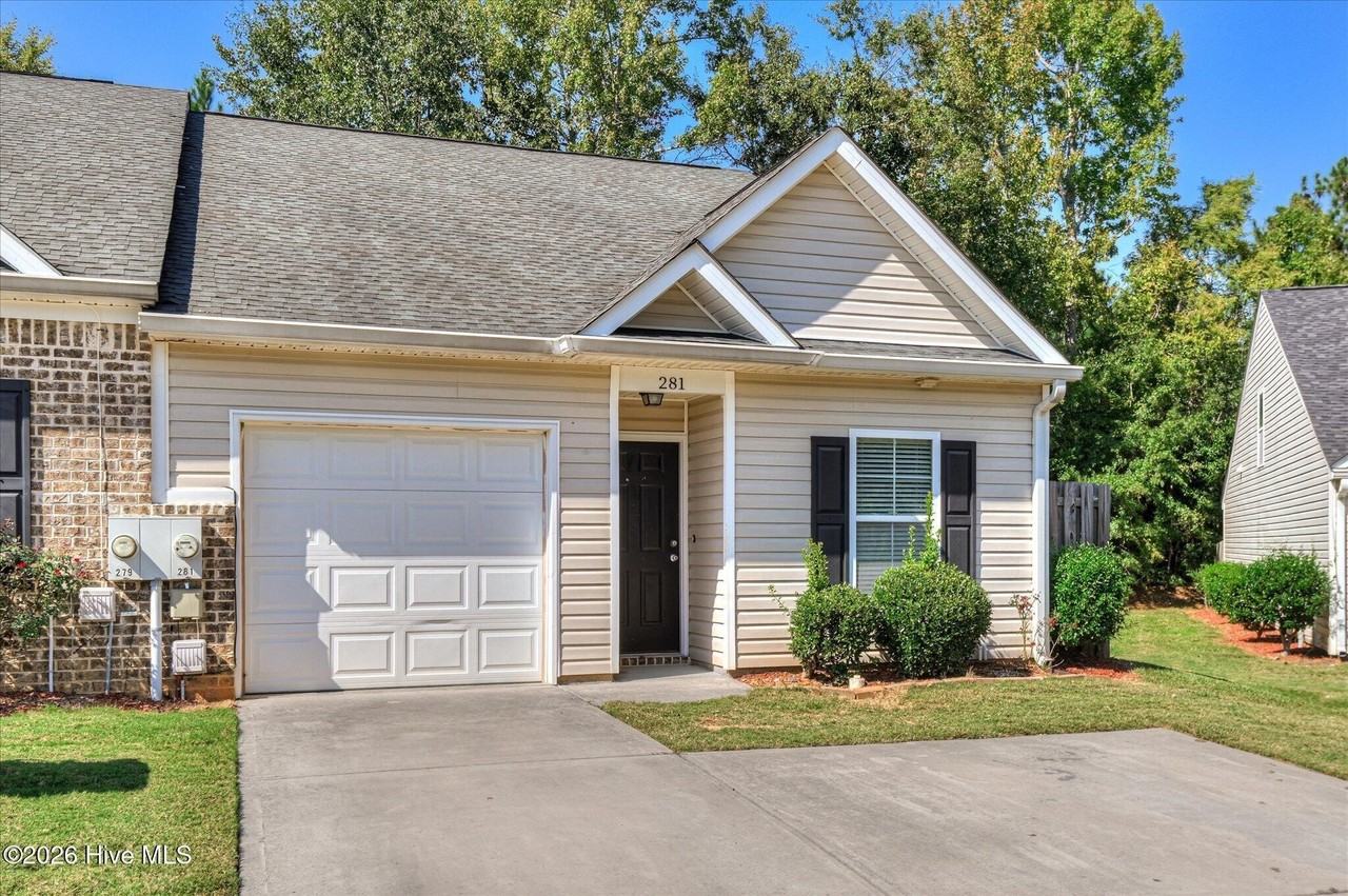 281 Lynbrook Way - Photo 4 of 43