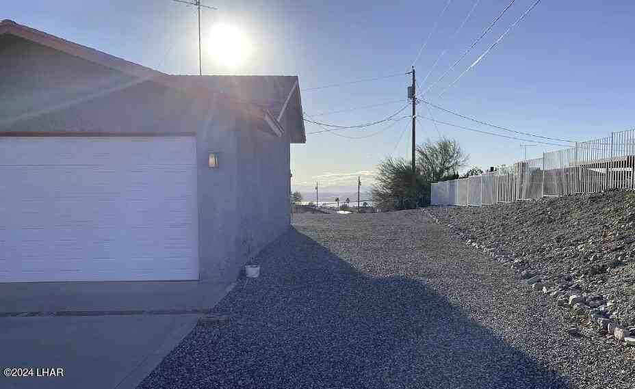 2859 Bamboo Pl - Photo 2 of 6