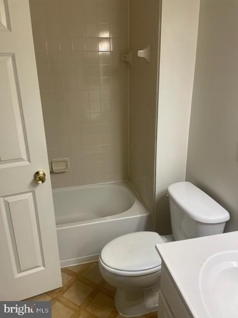 157 Danbury St Sw - Photo 3 of 14