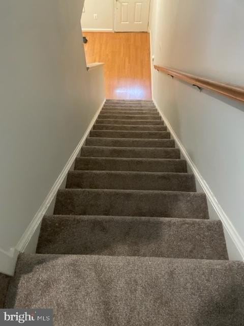 157 Danbury St Sw - Photo 6 of 14