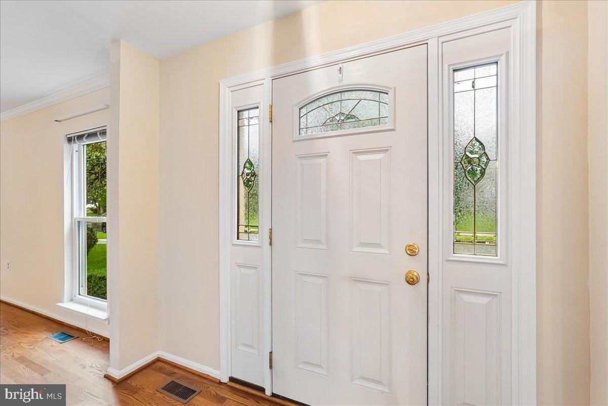 13126 Thornapple Pl - Photo 4 of 49