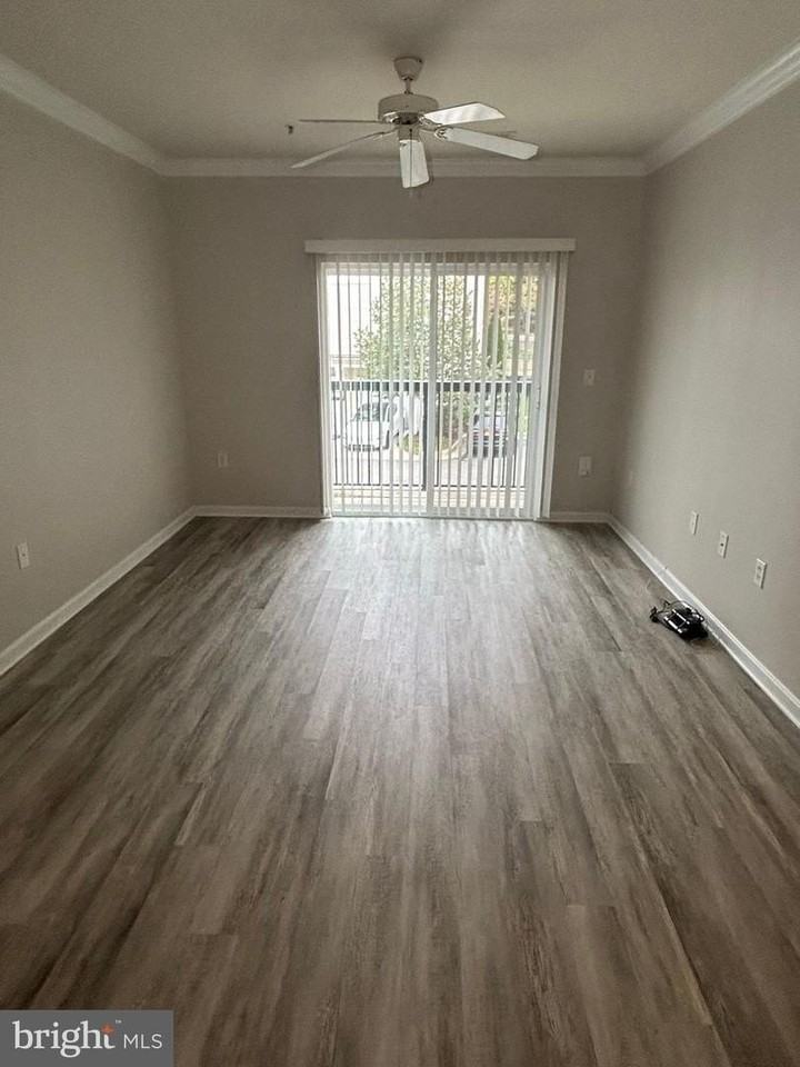 11350 Aristotle Dr - Photo 2 of 7