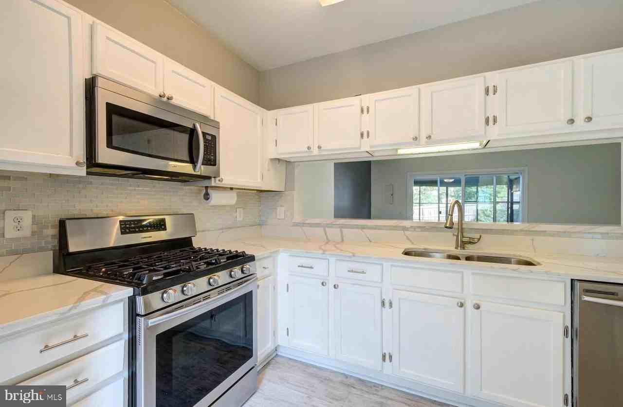 120 Paddington Way Ne - Photo 5 of 36