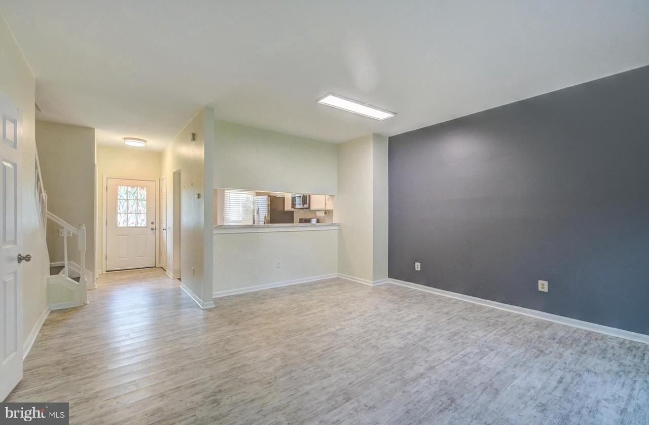 120 Paddington Way Ne - Photo 7 of 36