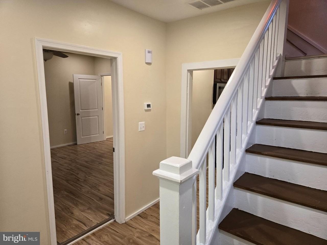 214 N East Ln - Photo 5 of 30