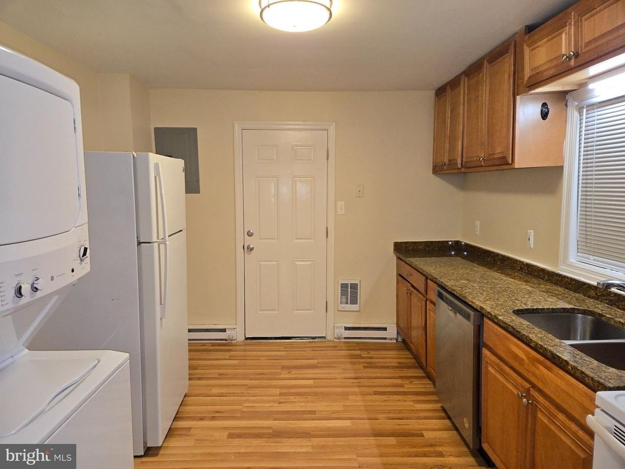 25 E Pall Mall St - Photo 4 of 19