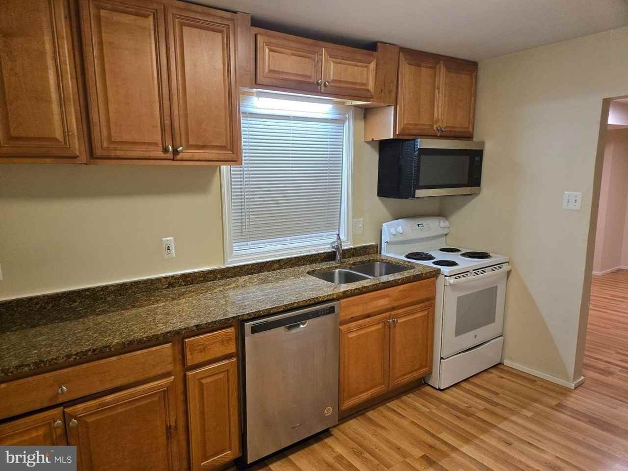 25 E Pall Mall St - Photo 7 of 19