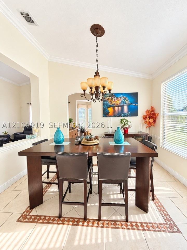18841 Sw 29th Ct #18841 - Photo 5 of 24