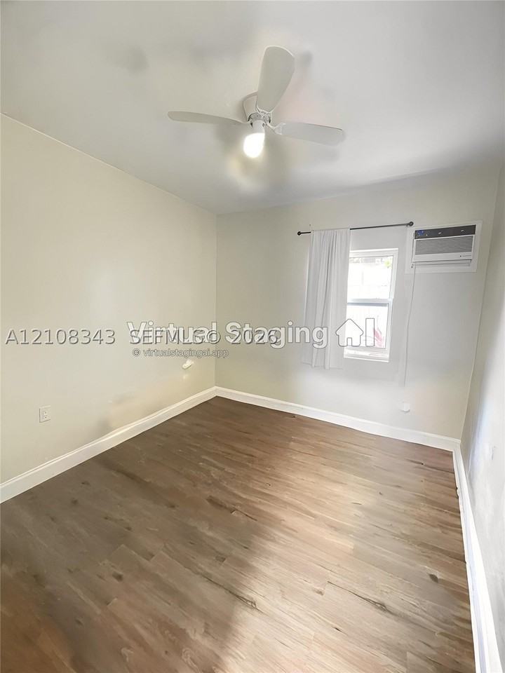 1935 Liberty St #3 - Photo 5 of 11